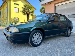 Usato 1993 Alfa Romeo 33 1.4 Benzin 88 CV (4.250 €)