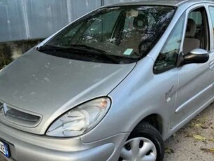 Usato 2002 Citroën Xsara Picasso 1.6 Benzin 95 CV (1.500 €)