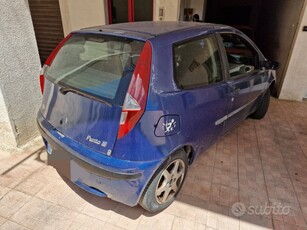 Usato 2002 Fiat Punto 1.2 Benzin 60 CV (500 €)