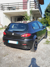 Usato 2004 Alfa Romeo 147 1.9 Diesel 116 CV (400 €)