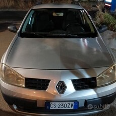 Usato 2004 Renault Mégane II 1.5 Diesel 100 CV (500 €)