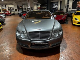 Usato 2005 Bentley Continental Flying Spur 6.0 Benzin 559 CV (32.900 €)