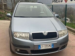 Usato 2005 Skoda Fabia 1.4 Benzin 75 CV (950 €)