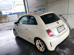 Usato 2007 Fiat 500 1.4 Benzin 100 CV (3.900 €)