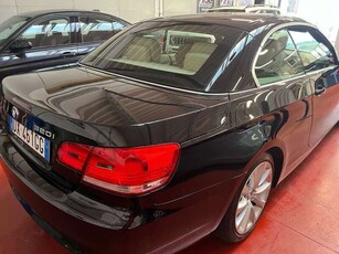 Usato 2009 BMW 320 Cabriolet 2.0 Benzin 170 CV (10.500 €)