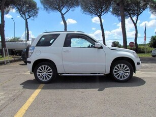 Usato 2011 Suzuki Grand Vitara 1.6 Benzin 106 CV (10.000 €)