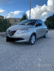 Usato 2012 Lancia Ypsilon 1.2 Benzin 69 CV (6.200 €)