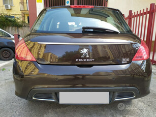 Usato 2012 Peugeot 308 1.6 Diesel 115 CV (3.999 €)