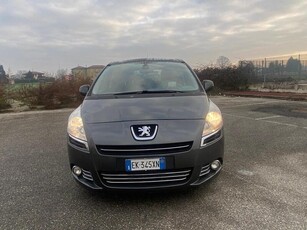 Usato 2012 Peugeot 5008 2.0 Diesel 150 CV (6.699 €)