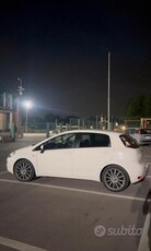 Usato 2014 Fiat Punto 1.2 Diesel 75 CV (6.000 €)