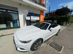 Usato 2018 Ford Mustang 2.3 Benzin 317 CV (33.990 €)