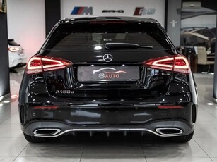 Usato 2018 Mercedes A180 1.5 Diesel 116 CV (23.999 €)