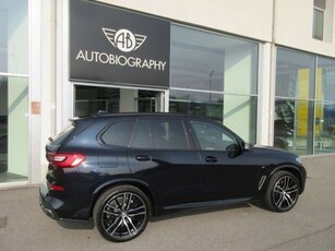 Usato 2019 BMW X5 M50 4.4 Benzin 530 CV (59.200 €)