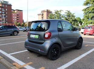 Usato 2019 Smart ForTwo Coupé 1.0 Benzin 71 CV (15.900 €)