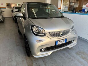 Usato 2019 Smart ForTwo Coupé 1.0 Benzin 71 CV (16.950 €)