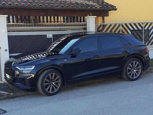 Usato 2020 Audi Q8 3.0 Diesel 286 CV (72.000 €)