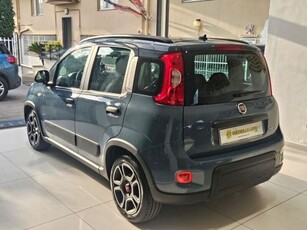 Usato 2022 Fiat Panda 1.0 El_Hybrid 69 CV (13.900 €)