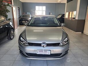 Volkswagen Golf 2.0 TDI DSG 5p. Highline BlueMotio