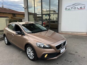 Volvo V40 Cross Country D2