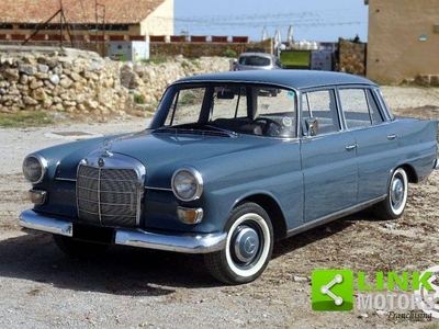 1966 | Mercedes-Benz 200