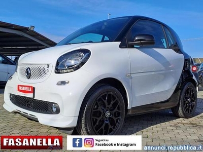 Smart ForTwo 70cv twinamic Superpassion Uniprò Iva deducibile Roma