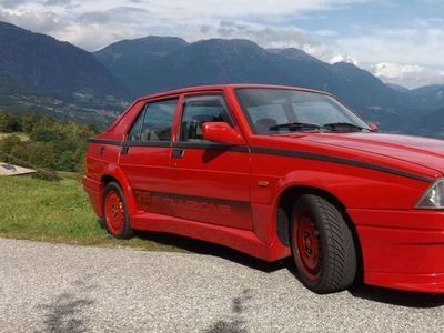 Usato 1992 Alfa Romeo 75 1.8 Benzin 155 CV (65.000 €)