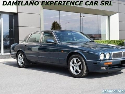 Usato 1996 Jaguar XJ6 4.0 Benzin 241 CV (9.000 €)