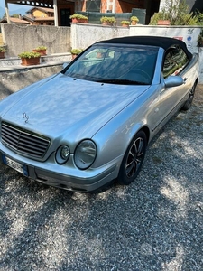 Usato 1999 Mercedes 200 2.0 Benzin 136 CV (7.000 €)