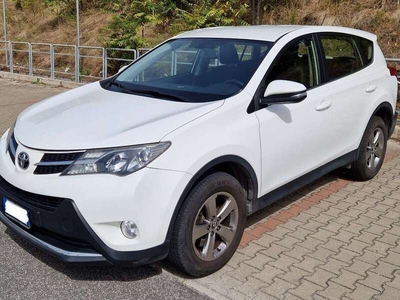 Usato 2015 Toyota RAV4 2.0 Diesel 124 CV (11.500 €)