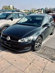 Usato 2017 VW Golf VII 1.6 Diesel 110 CV (13.000 €)