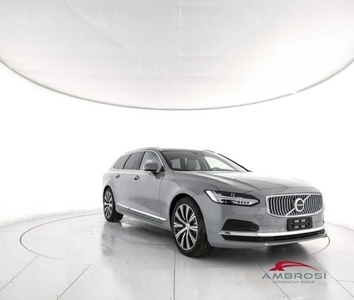 Usato 2023 Volvo V90 2.0 El 197 CV (63.315 €)