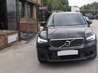 Volvo XC40 T4 Recharge Plug-in Hybrid R-design usato