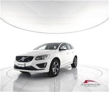 Volvo XC60 D4 AWD Geartronic R-design Momentum del 2015 usata a Corciano