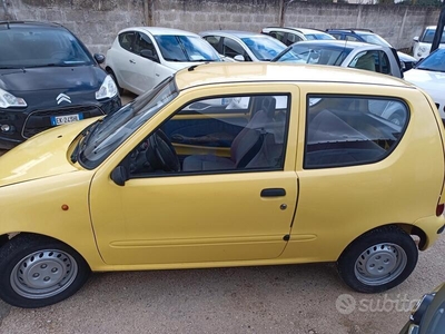 Usato 2000 Fiat Seicento 0.9 Benzin 39 CV (1.200 €)