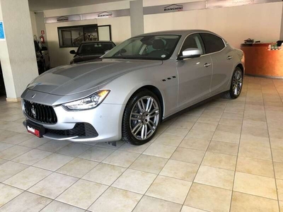 Usato 2017 Maserati Ghibli 3.0 Diesel 275 CV (33.500 €)