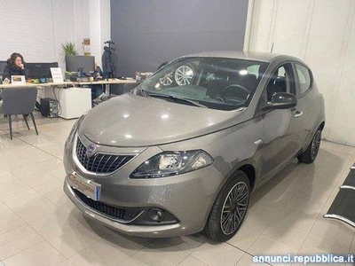 Lancia Ypsilon III 1.0 firefly hybrid Gold s&s 70cv