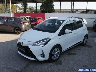 Toyota Yaris 1.5 Hybrid 5 porte Active Roma