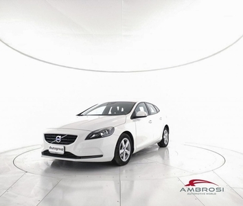 Volvo V40 D2