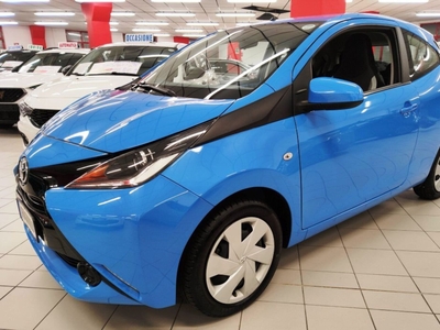 Toyota Aygo 1.0 VVT-i 69 CV 3 porte x-cool TSS usato