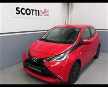 Toyota Aygo 1.0 VVT-i 69 CV 5 porte x-play TSS del 2015 usata a Pisa