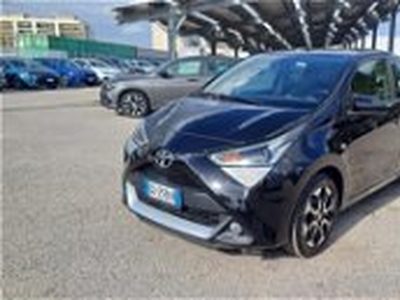 Toyota Aygo 1.0 VVT-i 72 CV 5 porte x-fun del 2021 usata a Bari