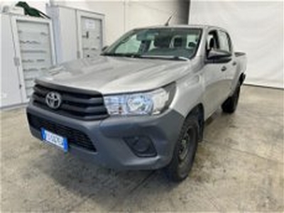 Toyota Hilux 2.D-4D 4WD porte Double Cab Comfort del 2018 usata a Cuneo