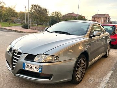 Alfa Gt 19 jtdm 150 cv