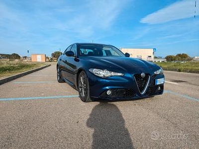 ALFA ROMEO Giulia 2.2 150cv manuale