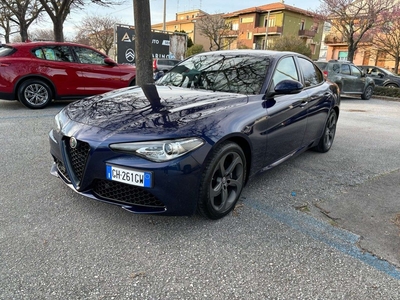 Alfa Romeo Giulia 2.2 AT8 140 kW