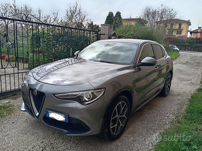 Alfa romeo stelvio 2.2 210cv at8 q4 ti 2020