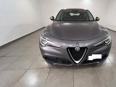 Alfa Romeo Stelvio 2.2 Turbodiesel 190 CV AT8 RWD