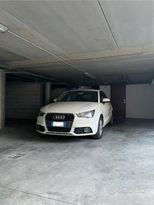 Audi a1 attraction 1.6 tdi 90cv neopatentati