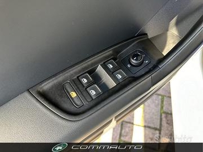 AUDI A1 SPB 30 TFSI BUSINESS - FARI LED - CARPLA