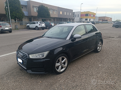 Audi A1 Sportback 1.6 TDI S-Tronic 90cv